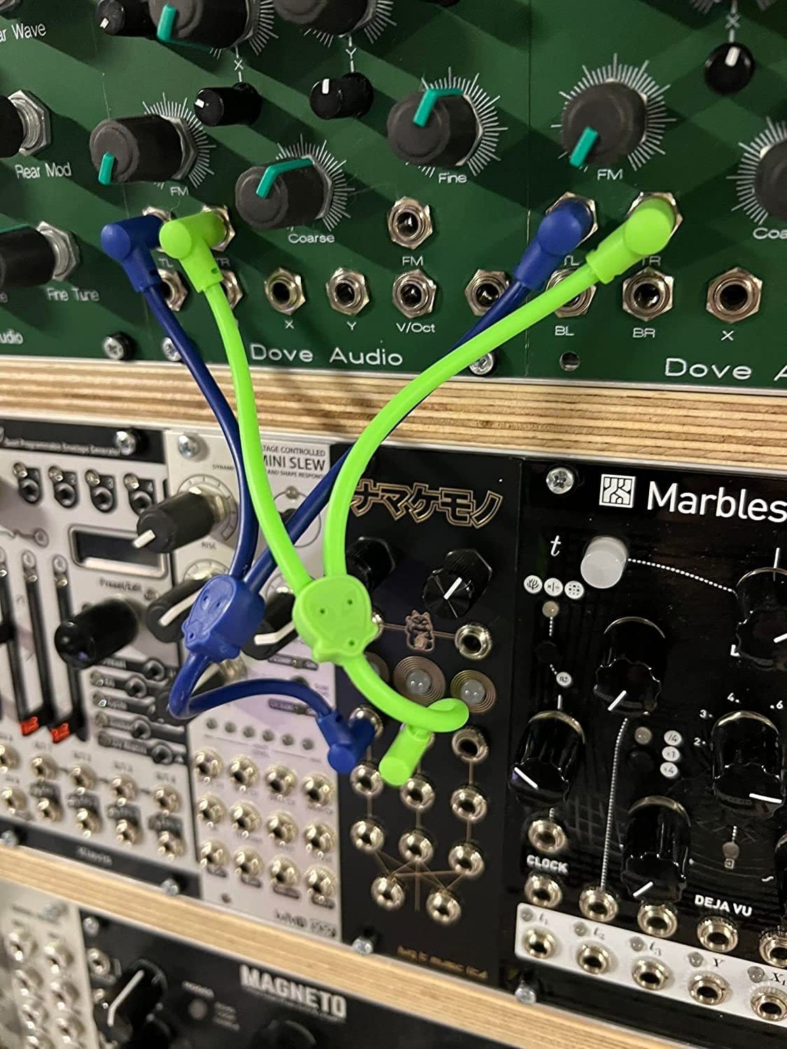 Luigi's Modular M-Doppio Mini Y Right Angled Splitter Patch Cables 10cm x 10cm - 2 Pack (Blue) - 3.5mm Splitter for Eurorack Modular Synthesizer