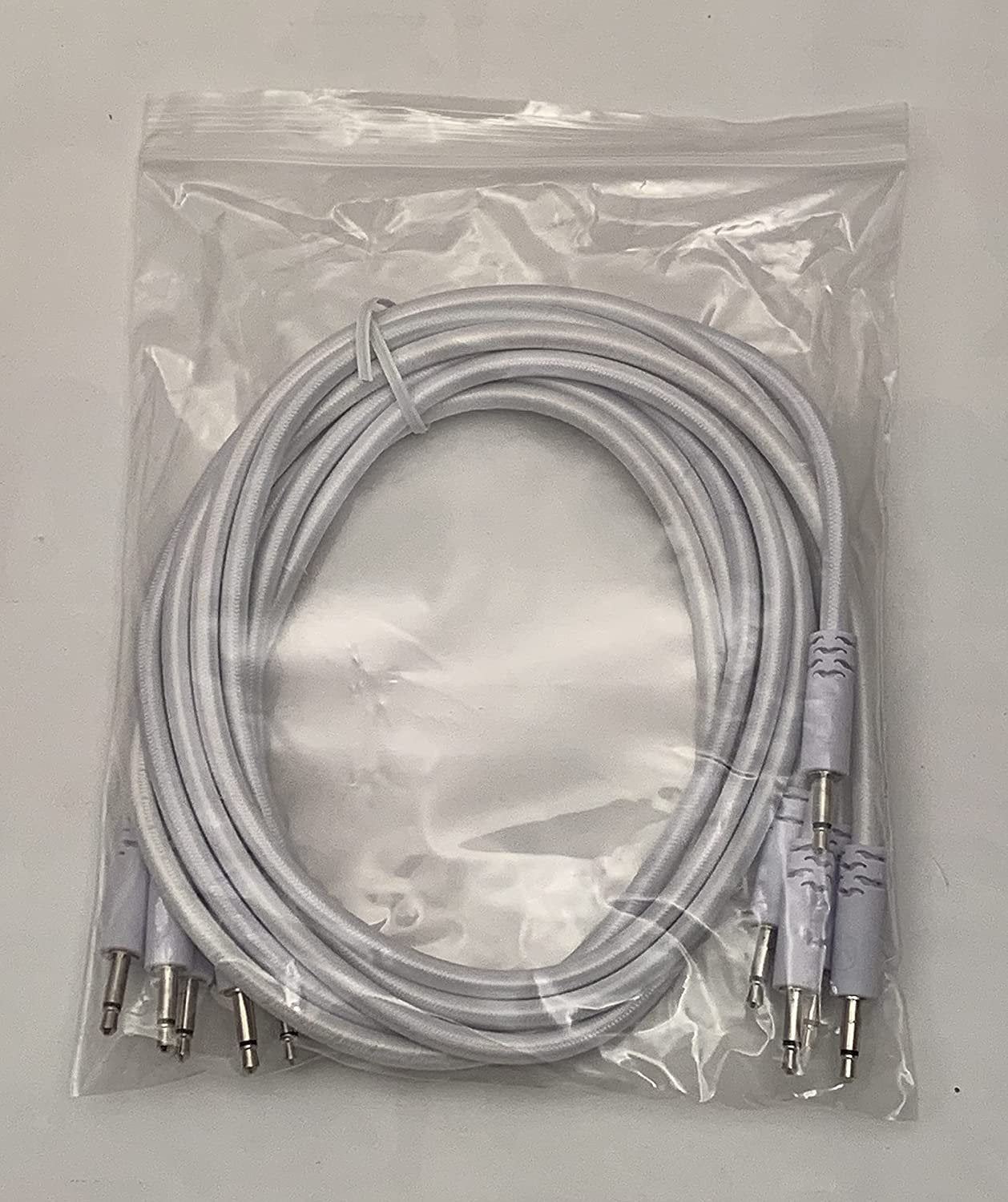 Luigis Modular Bucatini Braided Eurorack Patch Cables - Package of 5 White Cables, 36" (90 cm)